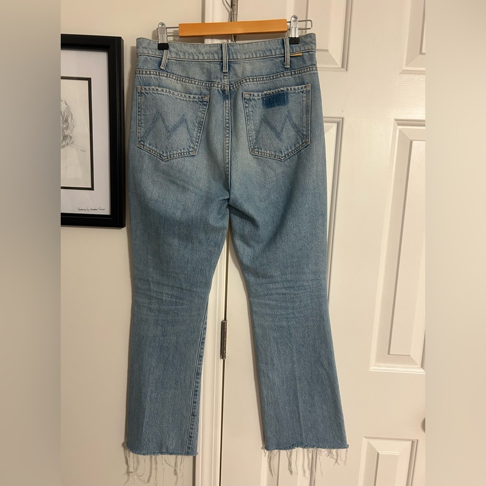 MOTHER Light Wash High-Rise Flare Jeans - Picture 4 of 6